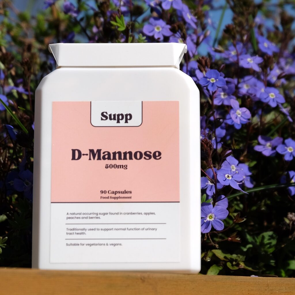 Supp D-Mannose on a flower background.